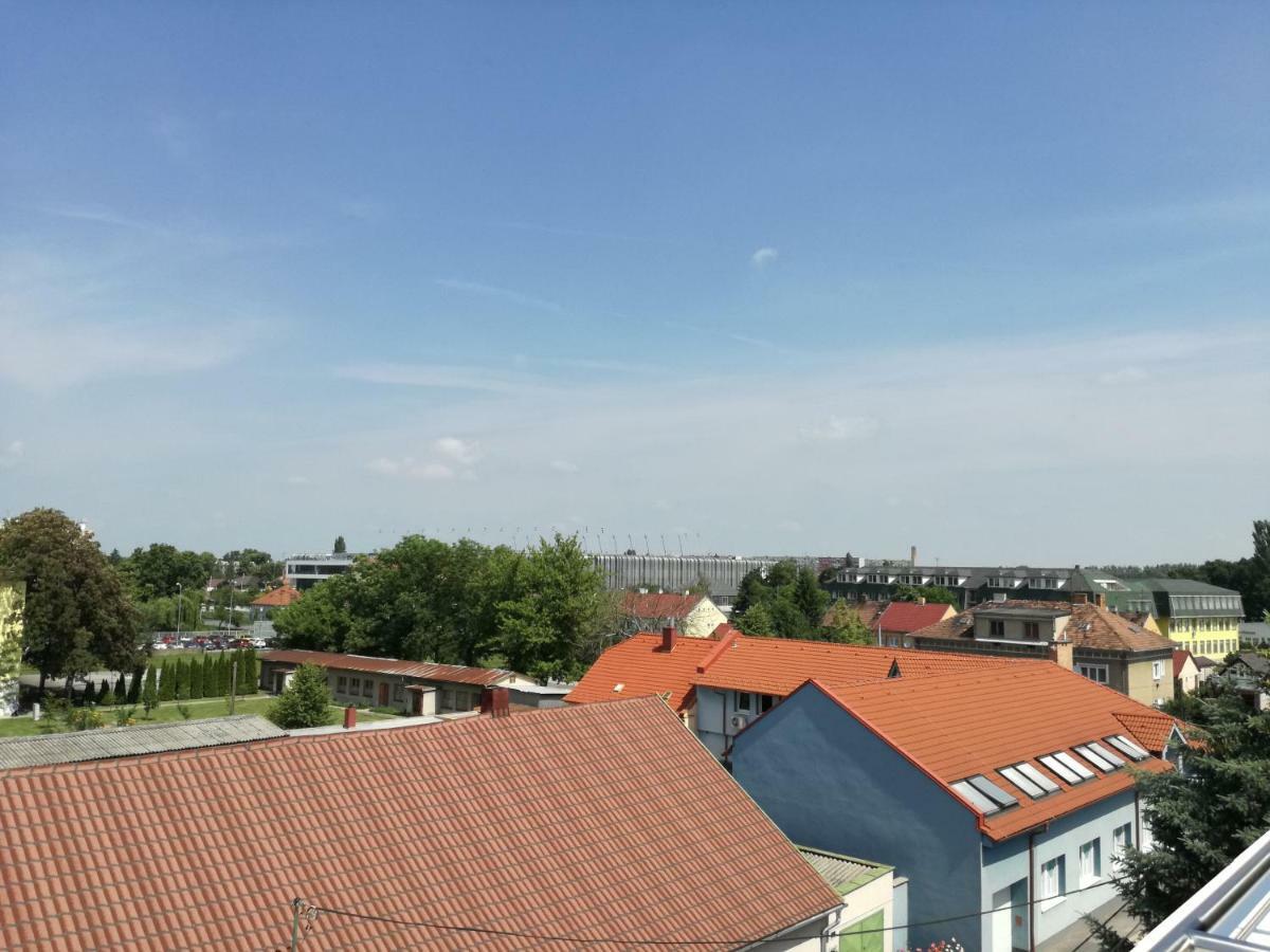 Apartamento Ambiente Dunajská Streda Exterior foto